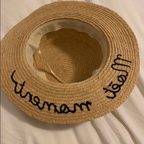 Moët & Chandon Hat - Rare & Never Worn - Picture 2 of 4